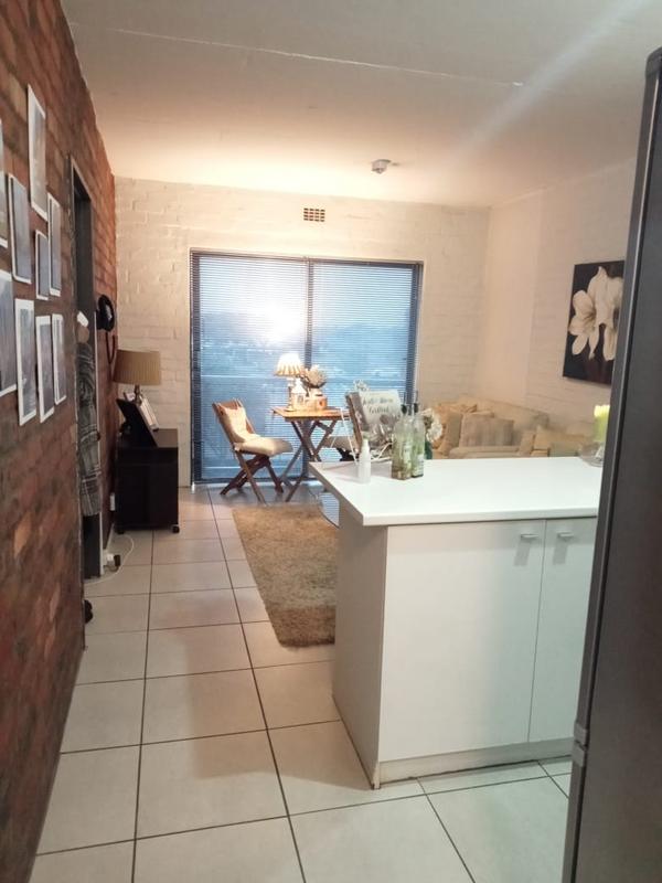 To Let 2 Bedroom Property for Rent in Brooklyn Western Cape